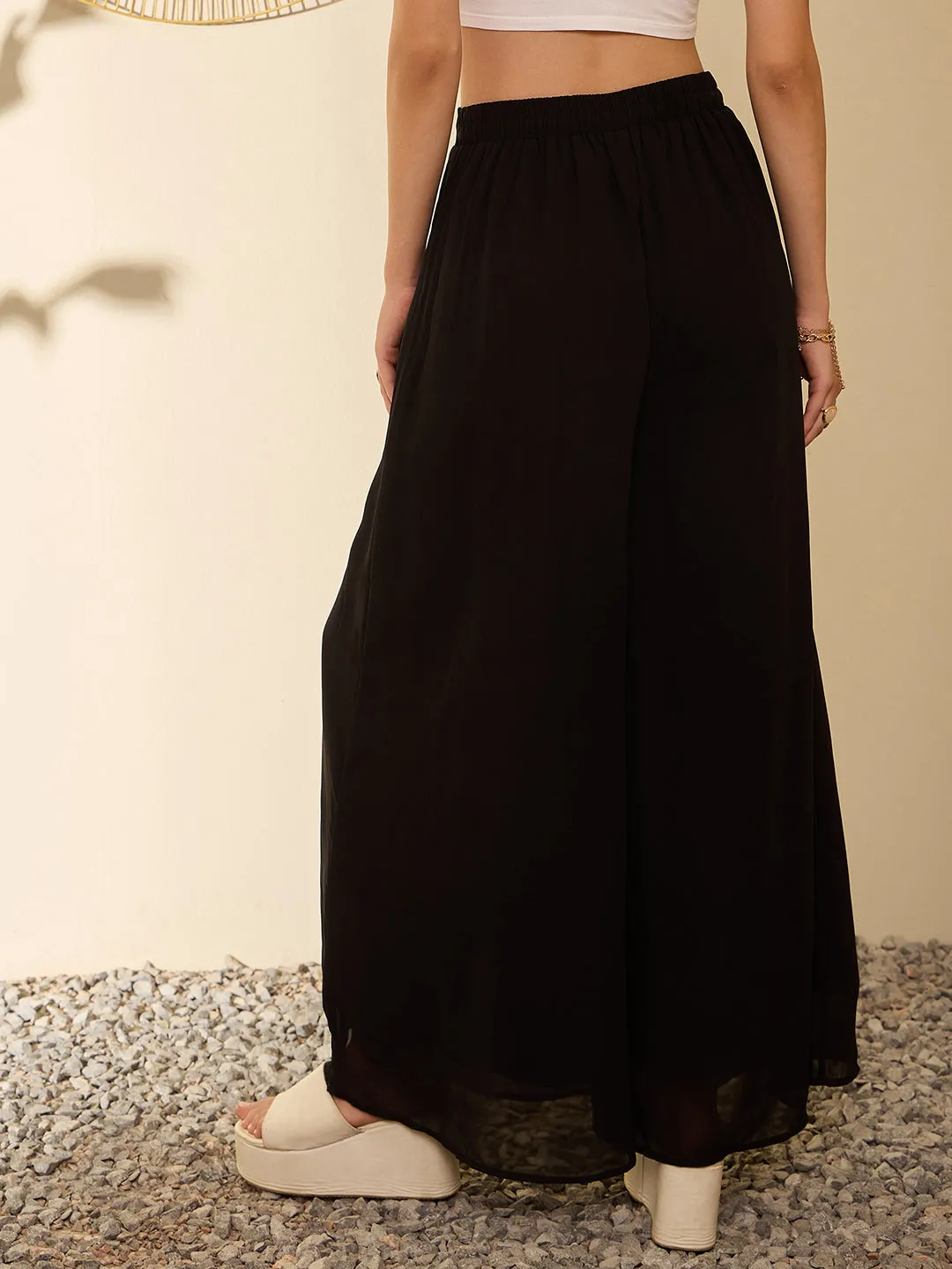 Berrylush Women Black Solid High Rise Wide Leg Trousers