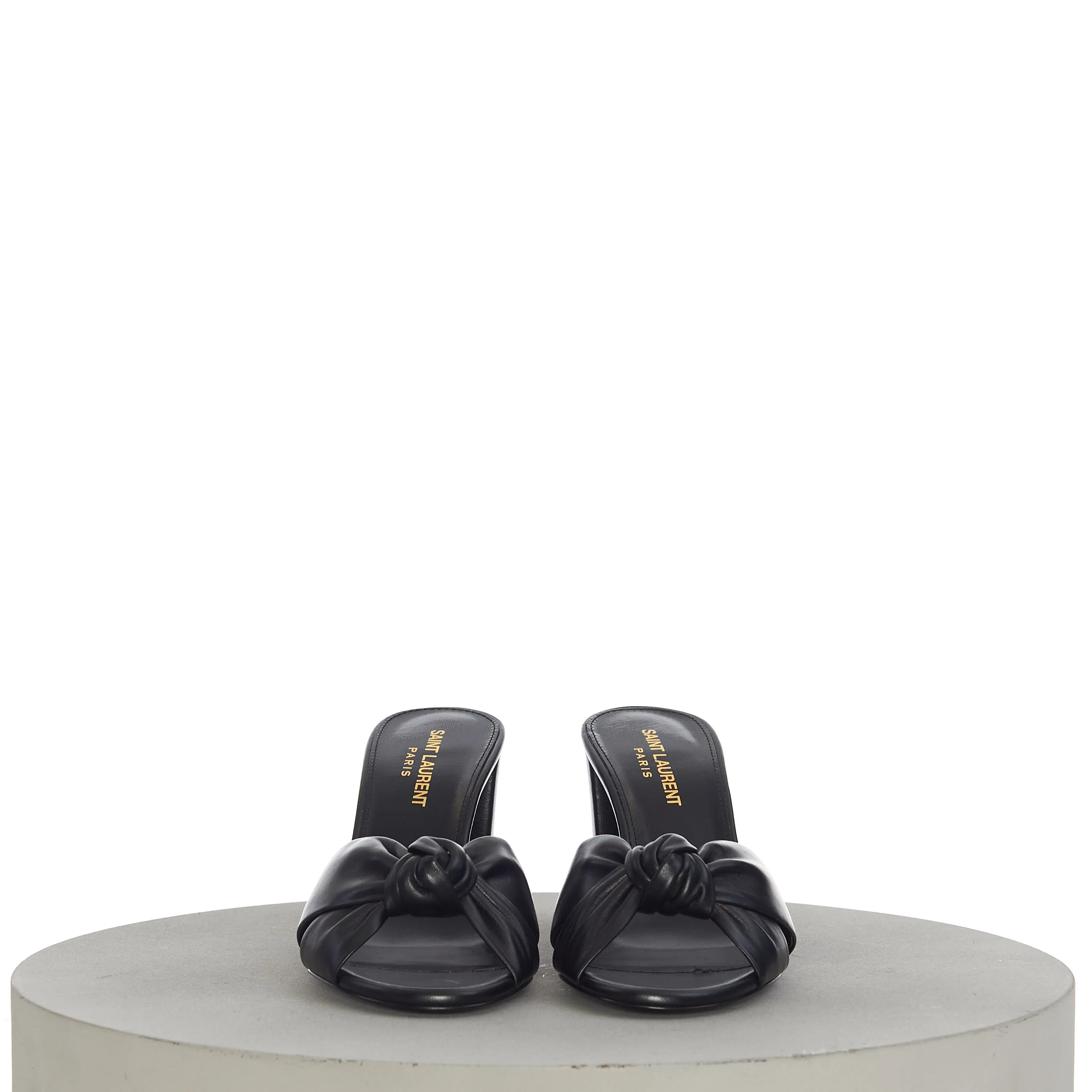 Bianca Mules With Crisscrossed Front Tied Knit In Black Leather