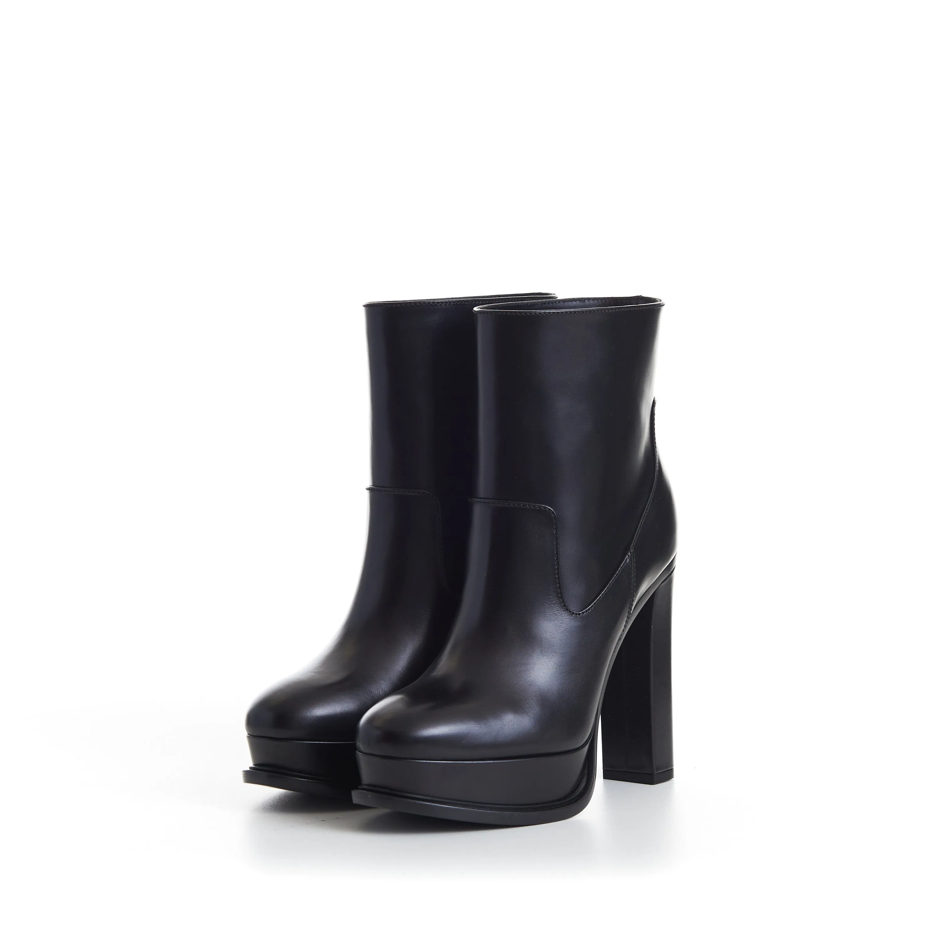 Black Leather Platform Ankle Boot - Pull Up, Round Toe