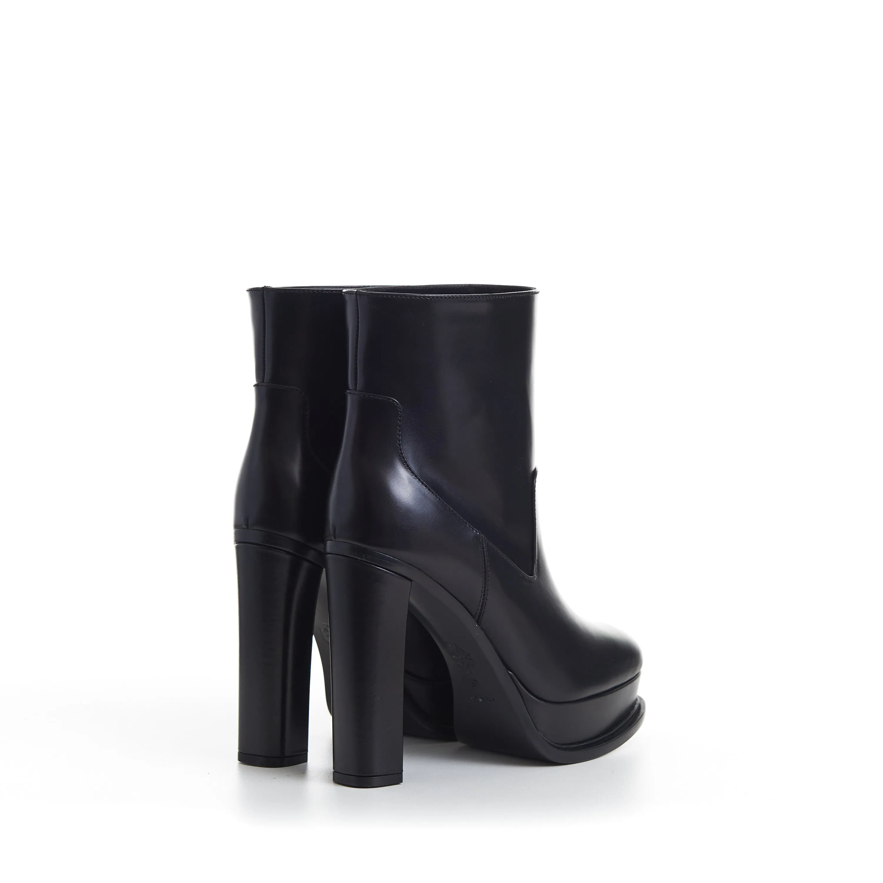 Black Leather Platform Ankle Boot - Pull Up, Round Toe