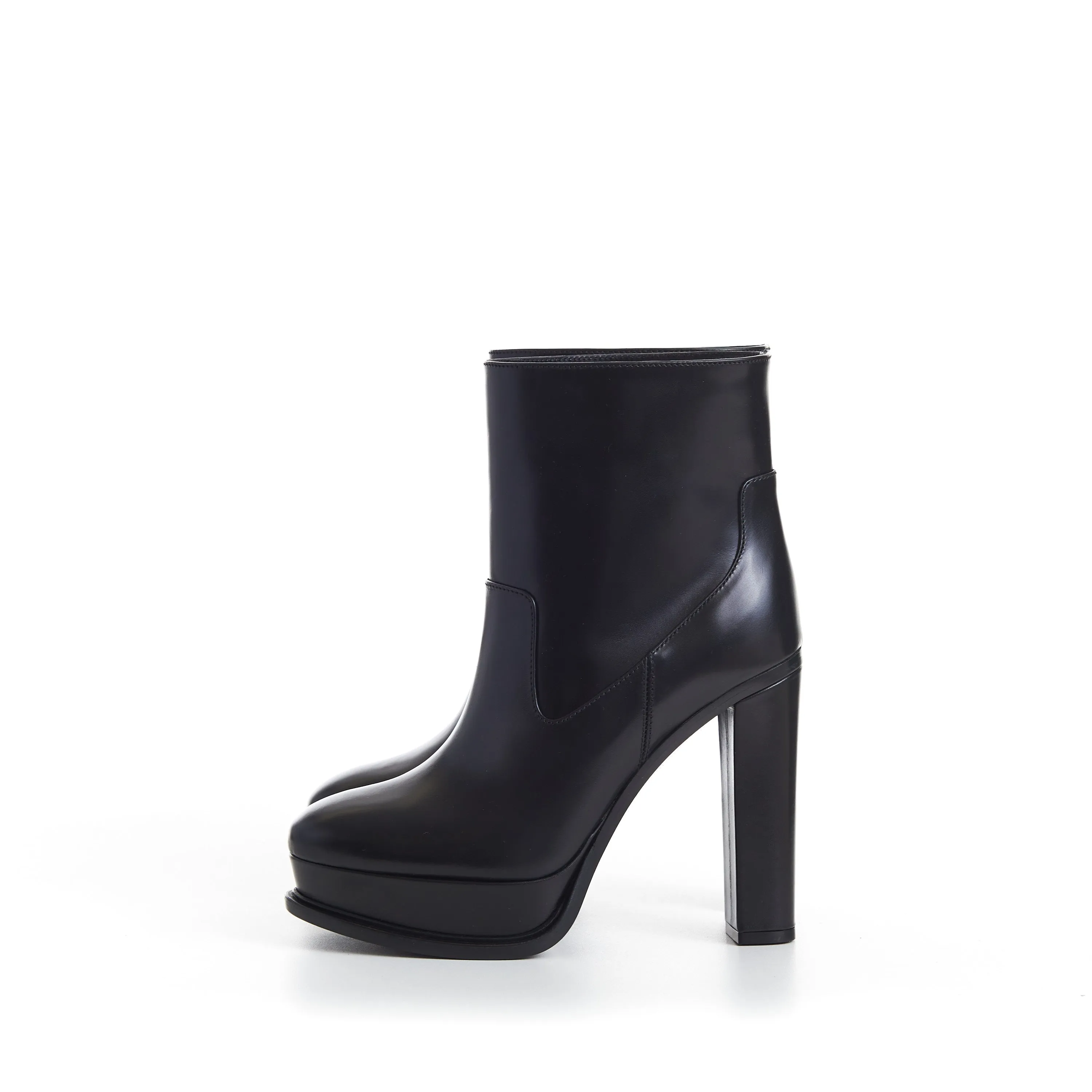 Black Leather Platform Ankle Boot - Pull Up, Round Toe