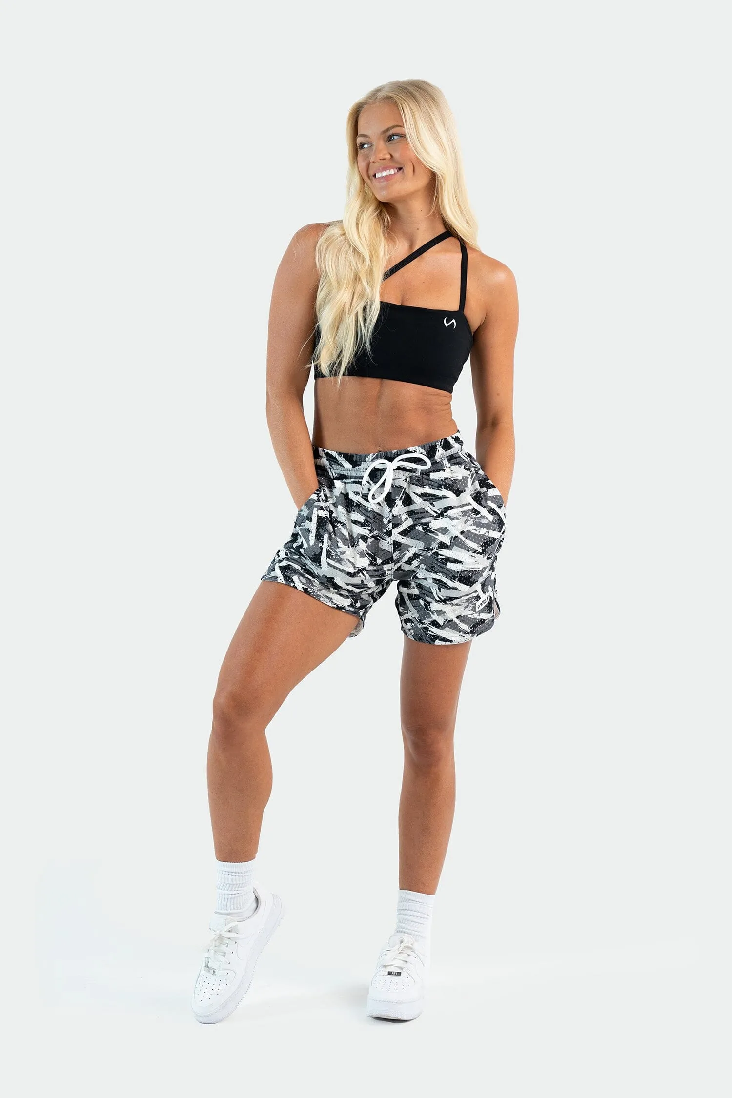 Brushstroke Mesh 5 Inch Shorts