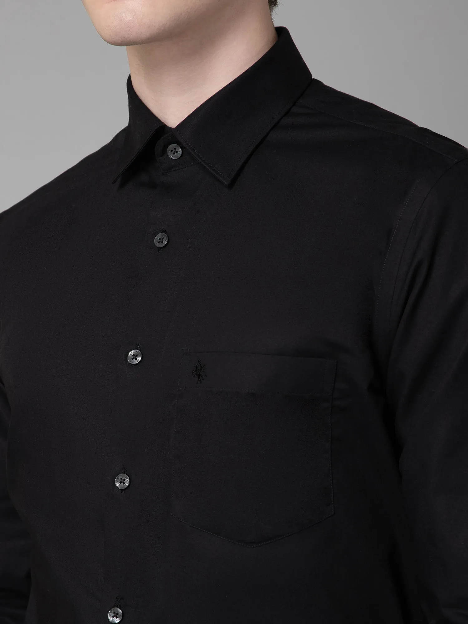 Cantabil Cotton Black Solid Full Sleeve Regular Fit Formal Shirt for Men with Pocket