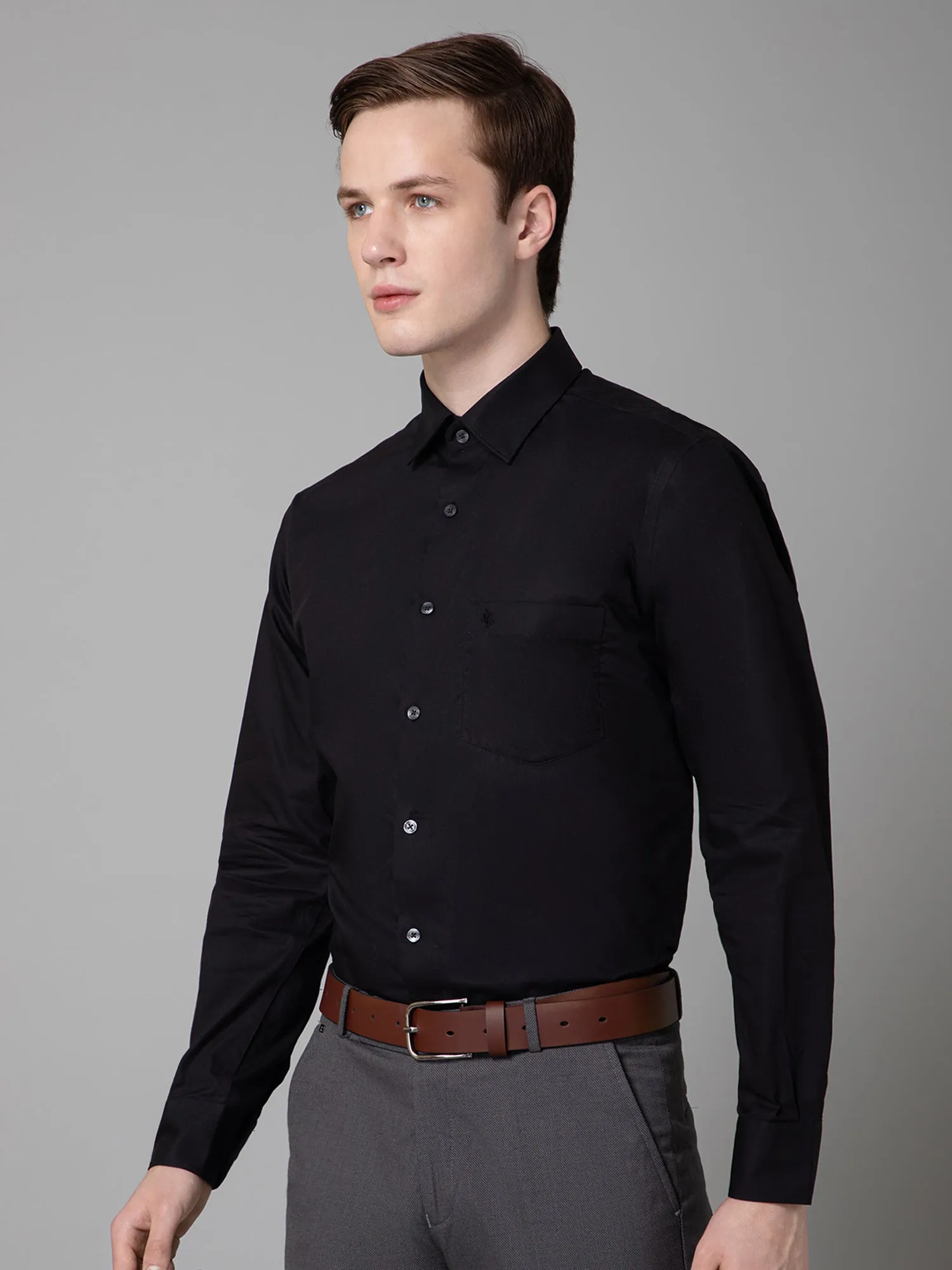 Cantabil Cotton Black Solid Full Sleeve Regular Fit Formal Shirt for Men with Pocket