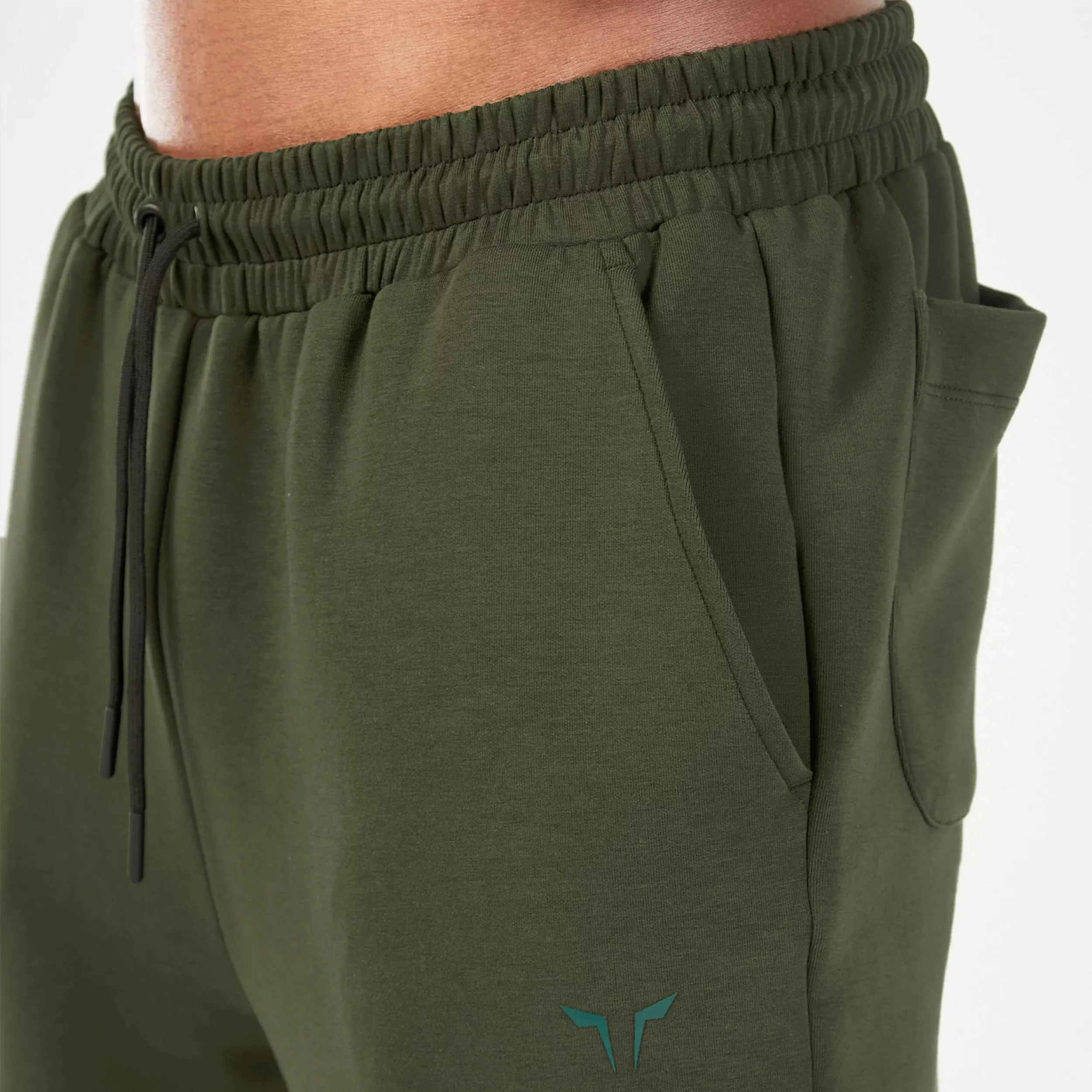 Core Level Up Joggers - Kombu Green