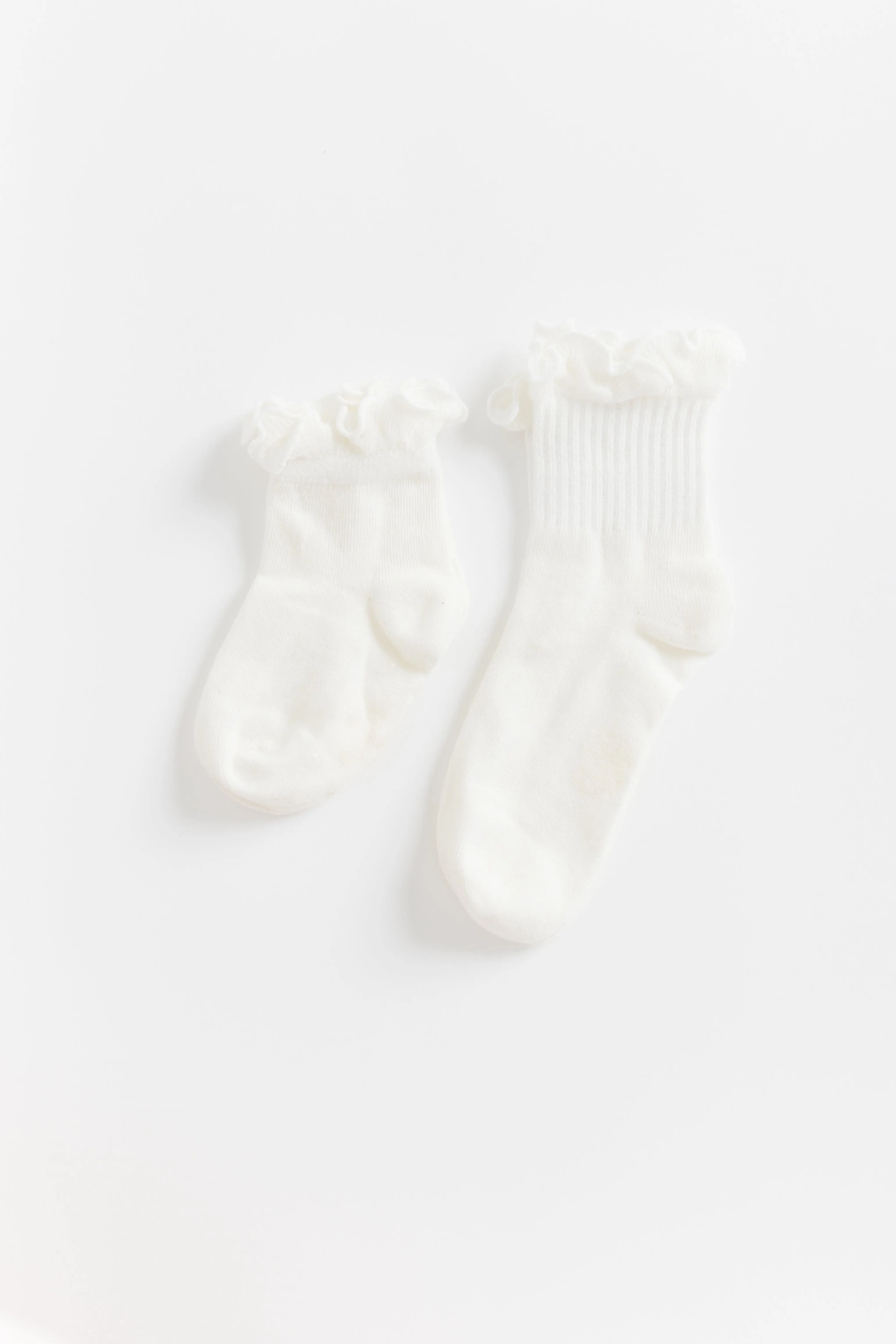 Cove Kids Ruffle Quarter Socks