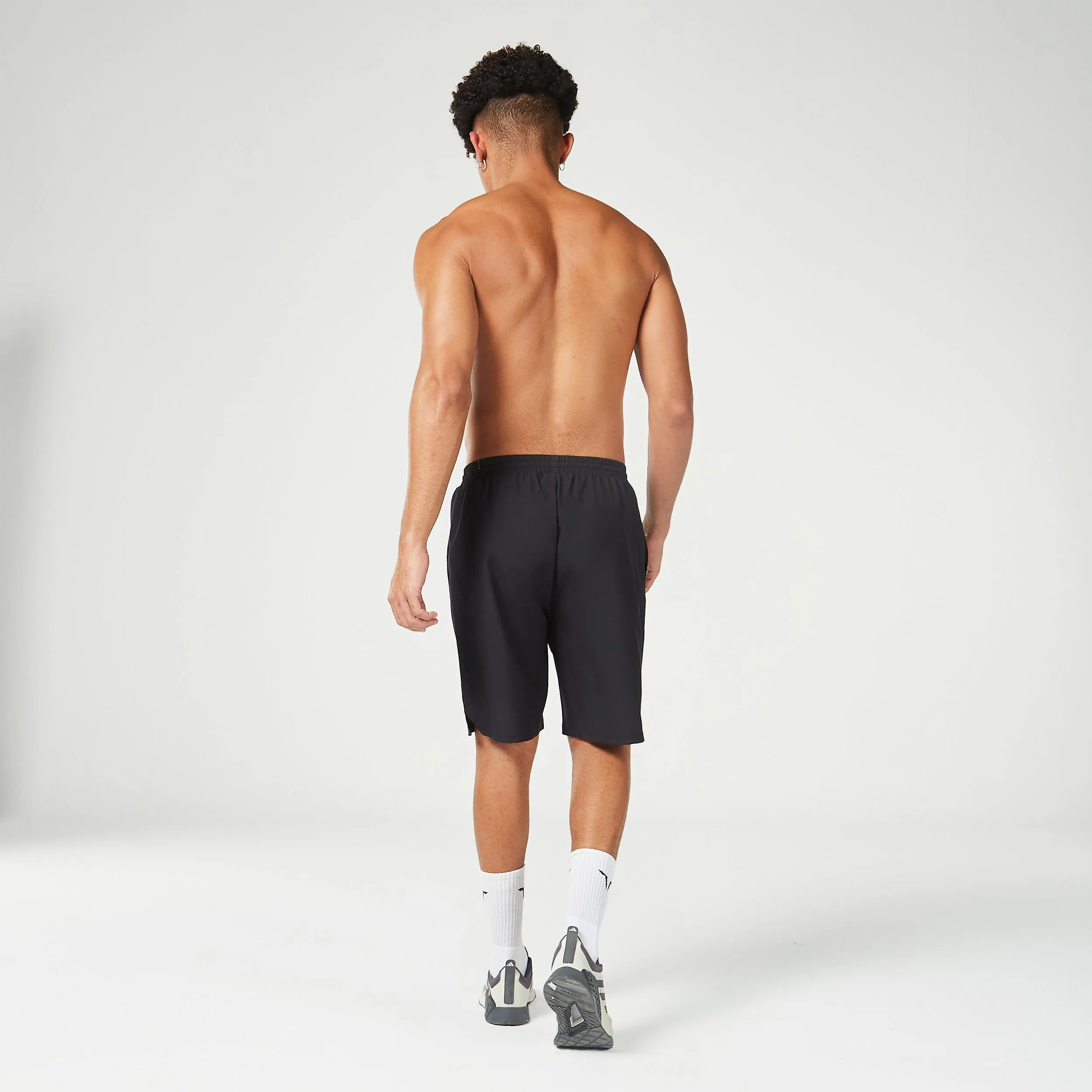 Essential 9" Shorts 2.0 - Black