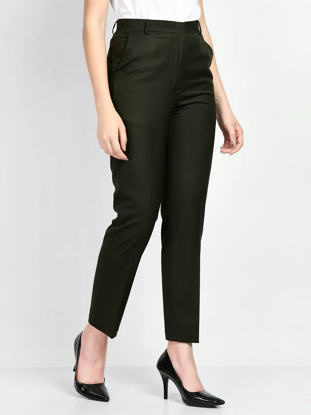 Exude Adroitness Straight Trousers (Olive)