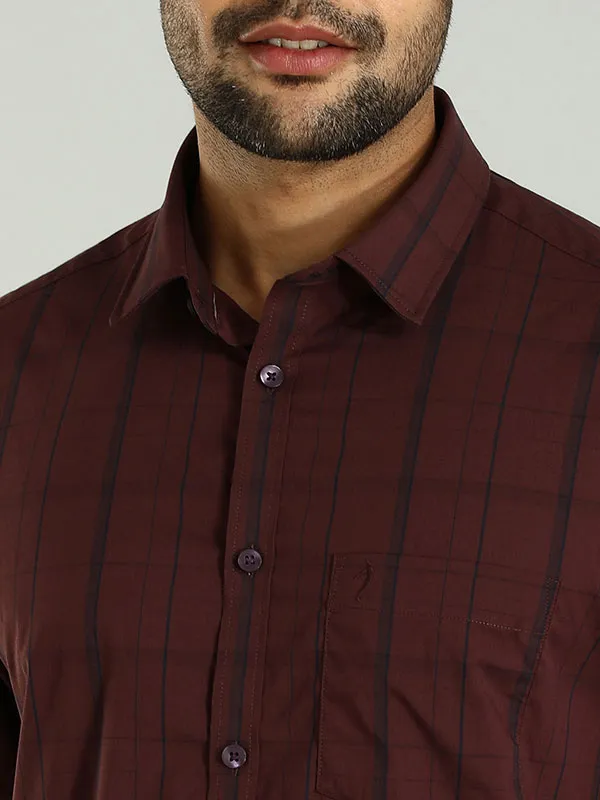 Men Checked Full Sleeve Cotton Blend Shirt