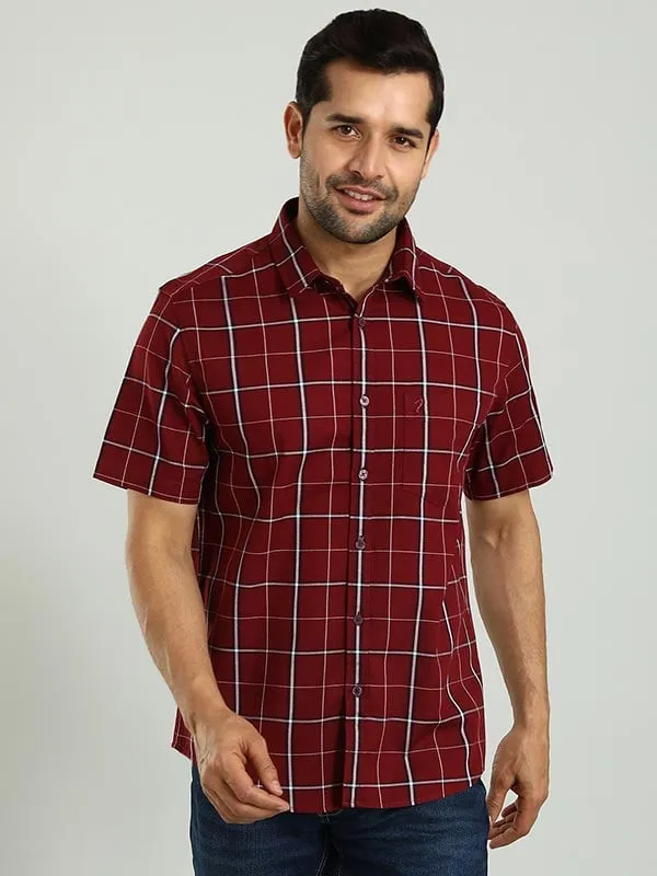 Men Checked Half Sleeve Cotton Shirt