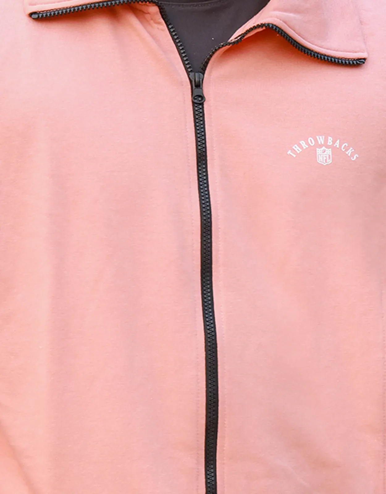 Men Fashion Pink Mock Neck Zipper