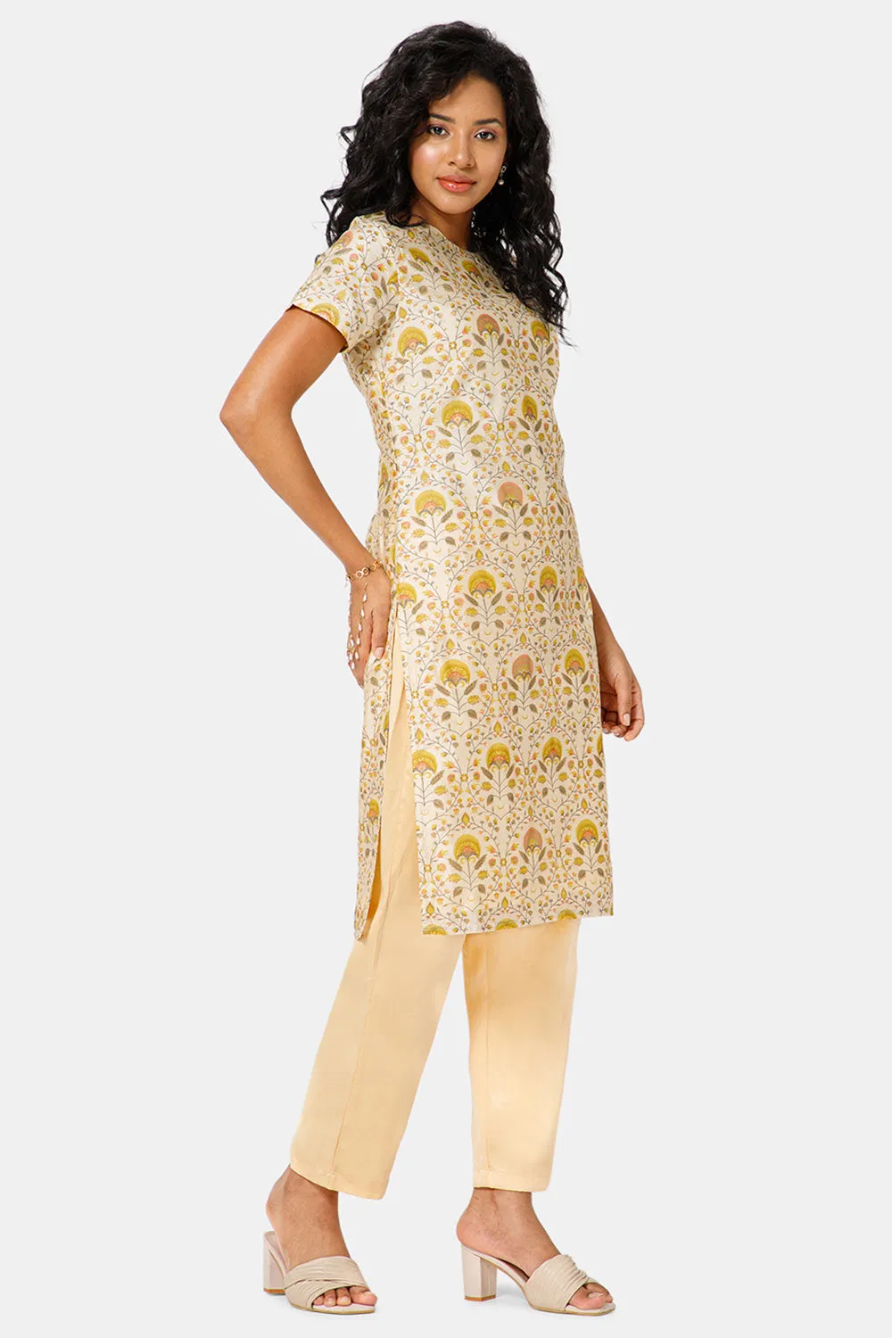 Mythri Boat Neck Short Sleeve Straight Kurti  - Yellow -  KU57