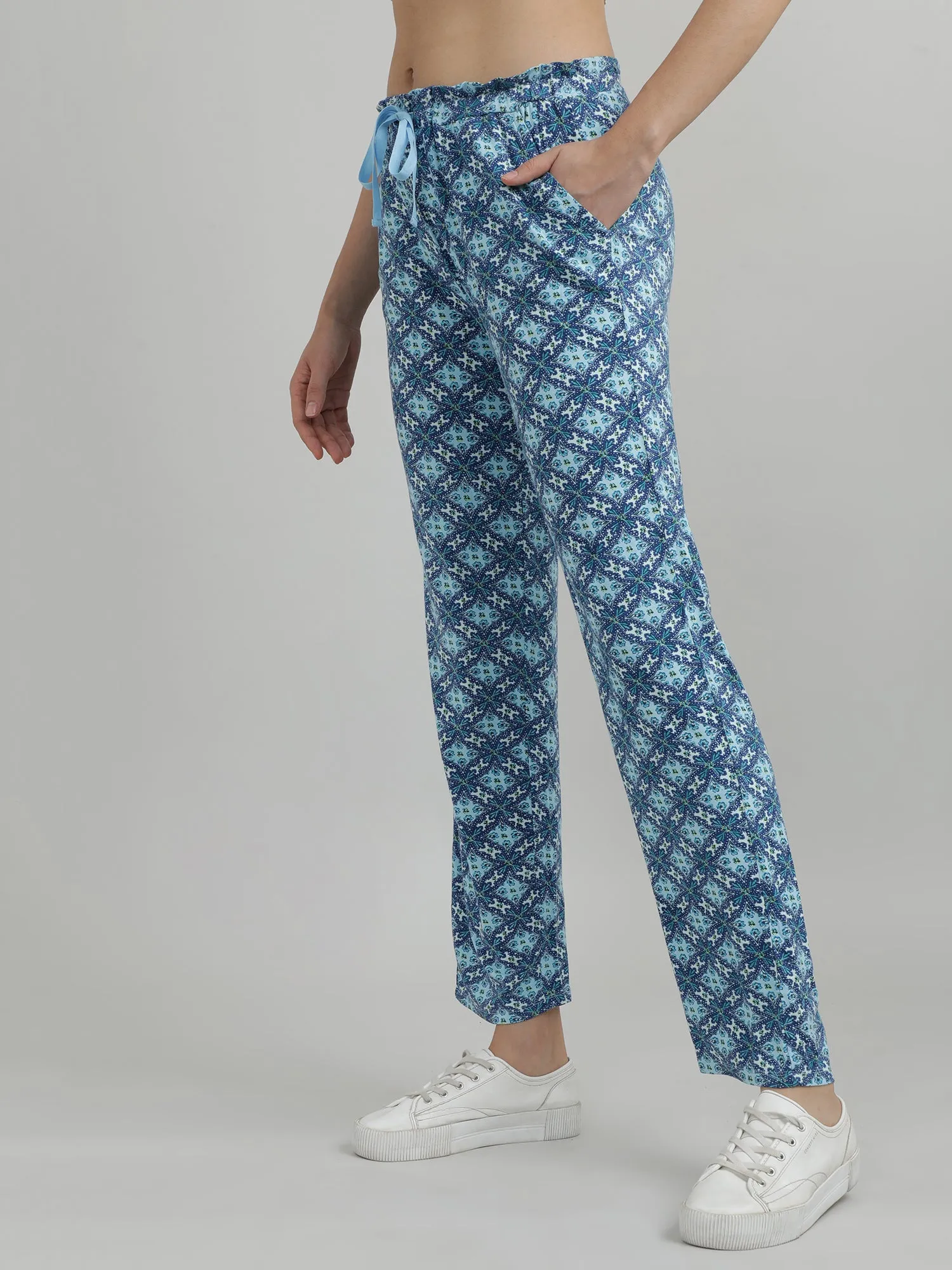 Women Blue Printed Lounge Pants